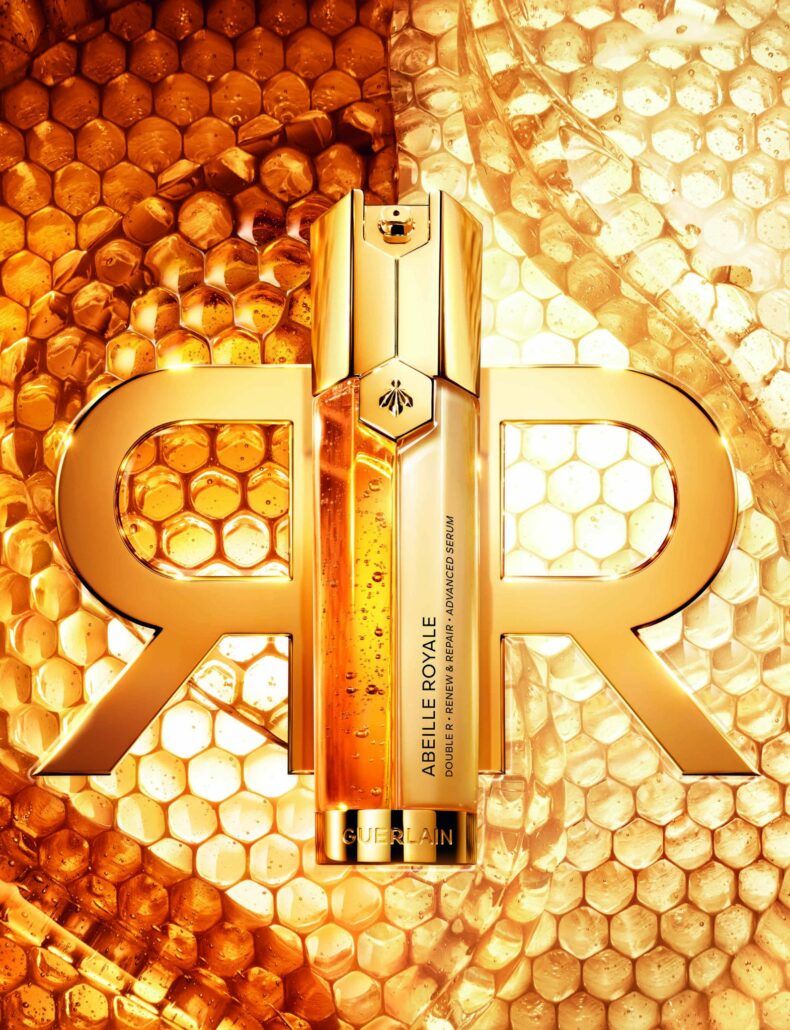Guerlain AR DoubleRAdvancedSerum Image03 1570x2048 1