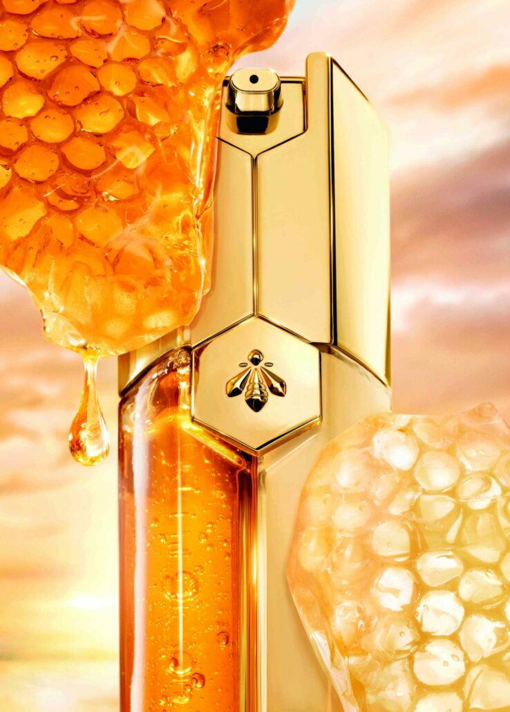 Guerlain AR DoubleRAdvancedSerum Image04 1468x2048 1