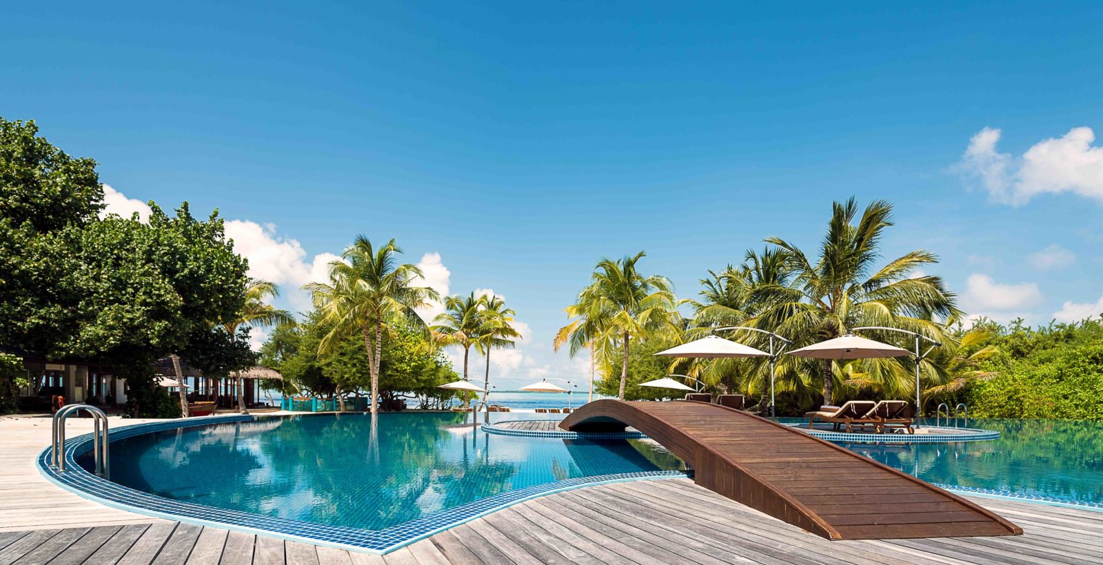 HBR Main Pool 2 1600x820 1