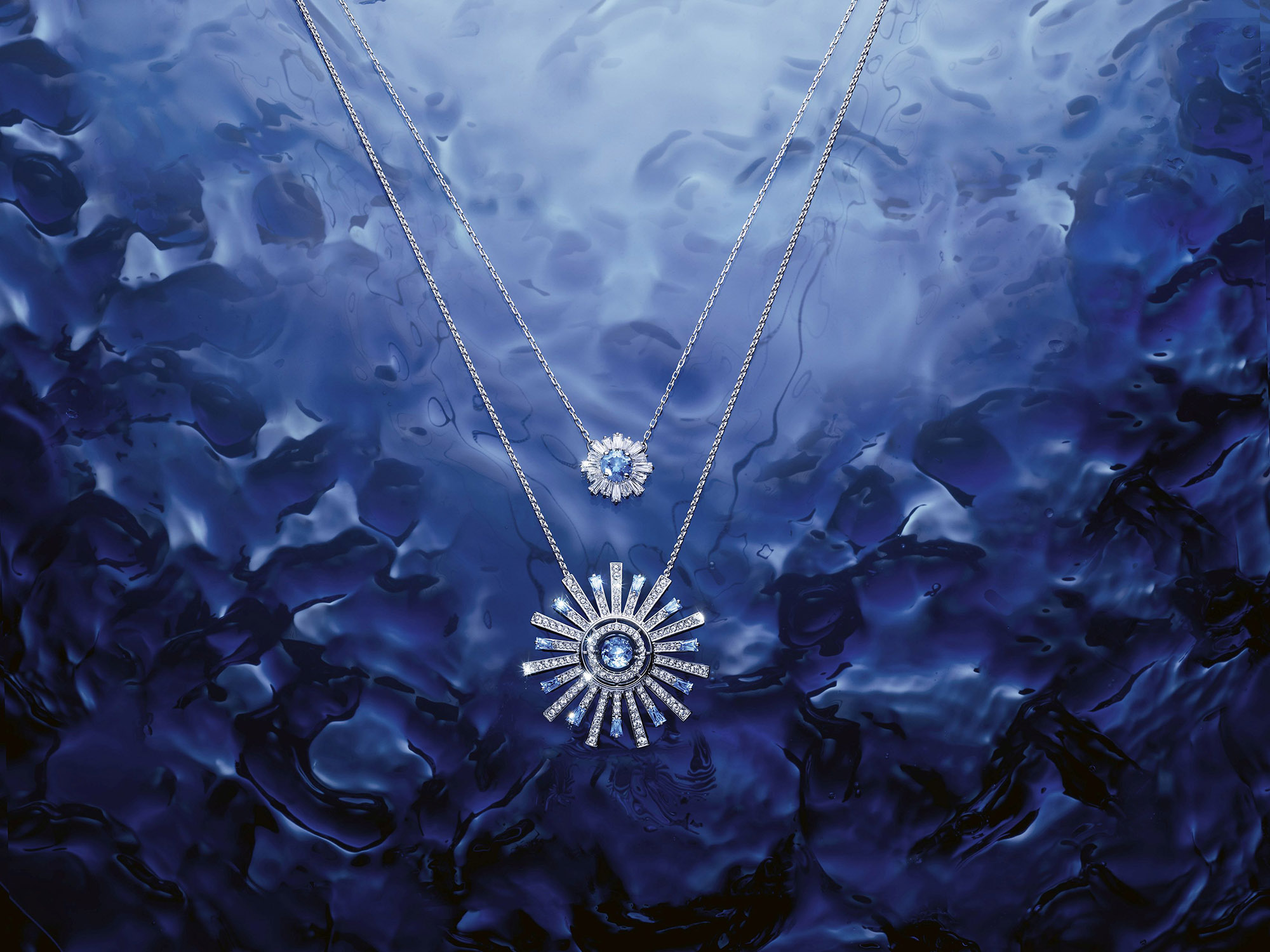 Swarovski FW20 VISUAL 5