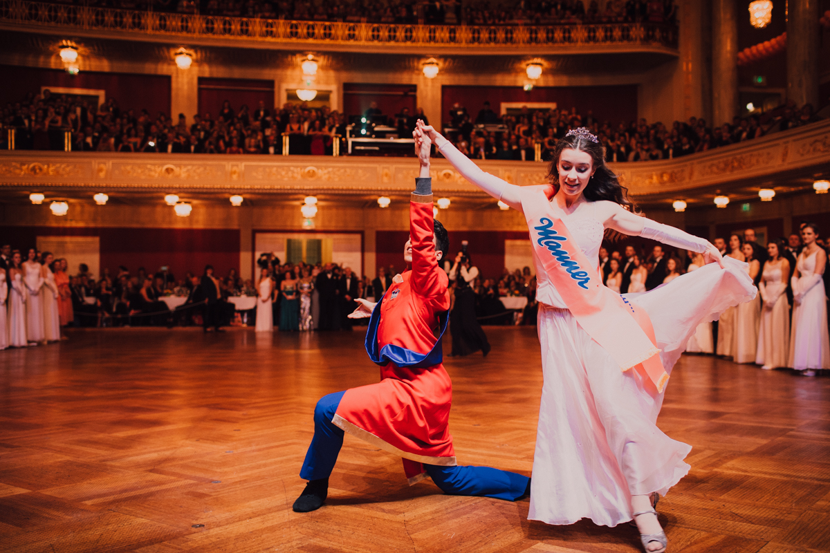 Tanzprinzen und Prinzessinnen c BonbonBall 1
