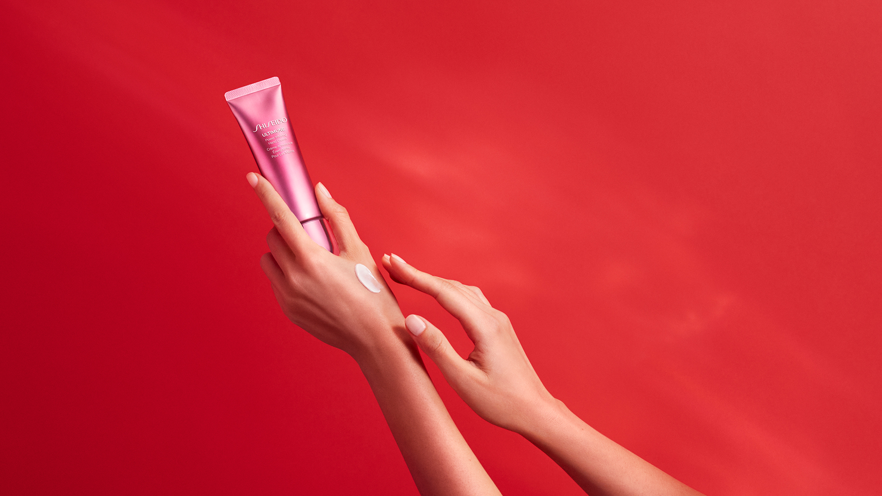 Ultimune Power Infusing Hand Cream Stylized 16x9 RGB Web 300dpi