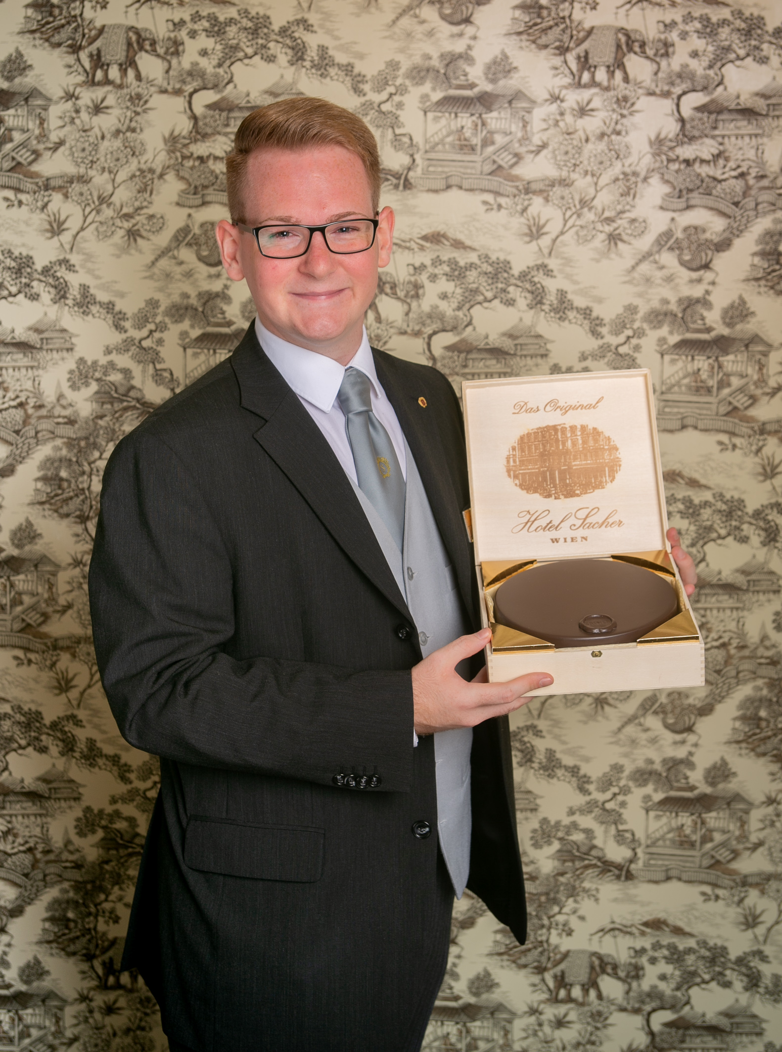 farkas nikola c hotel sacher