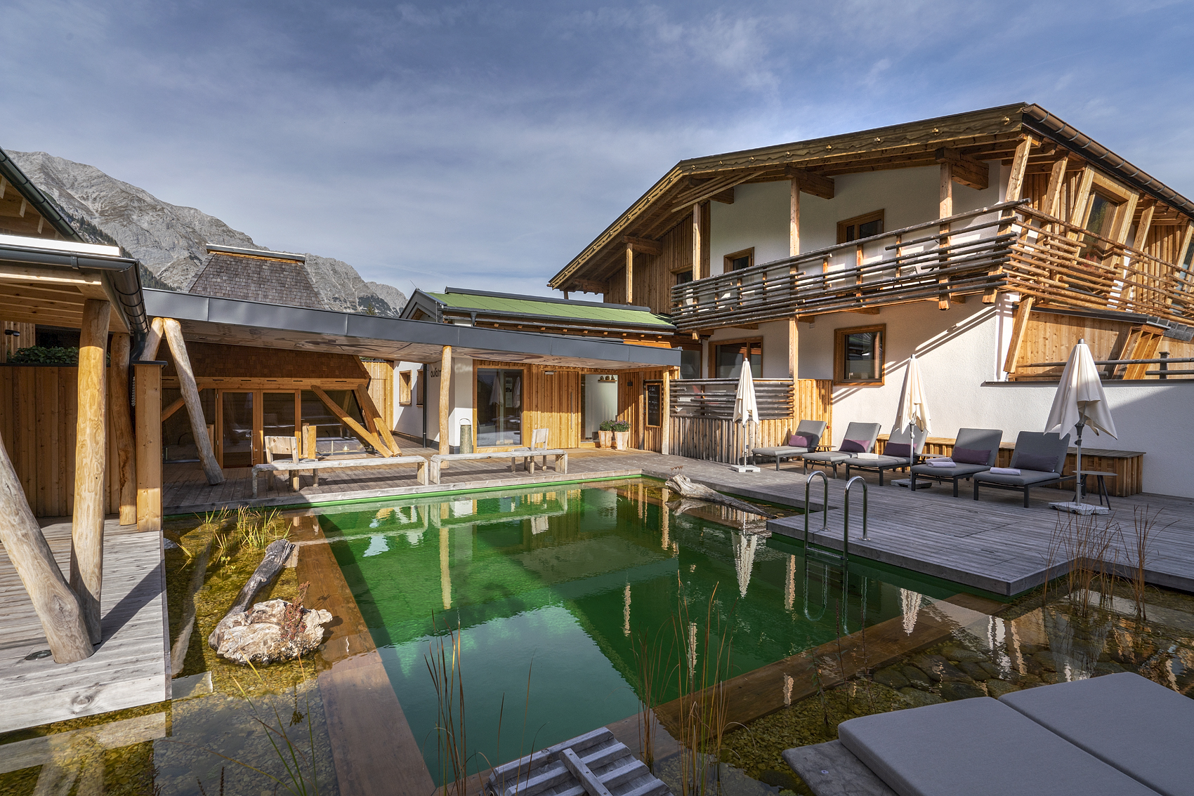 naturhotel aufatmen tirol eco hotel teich