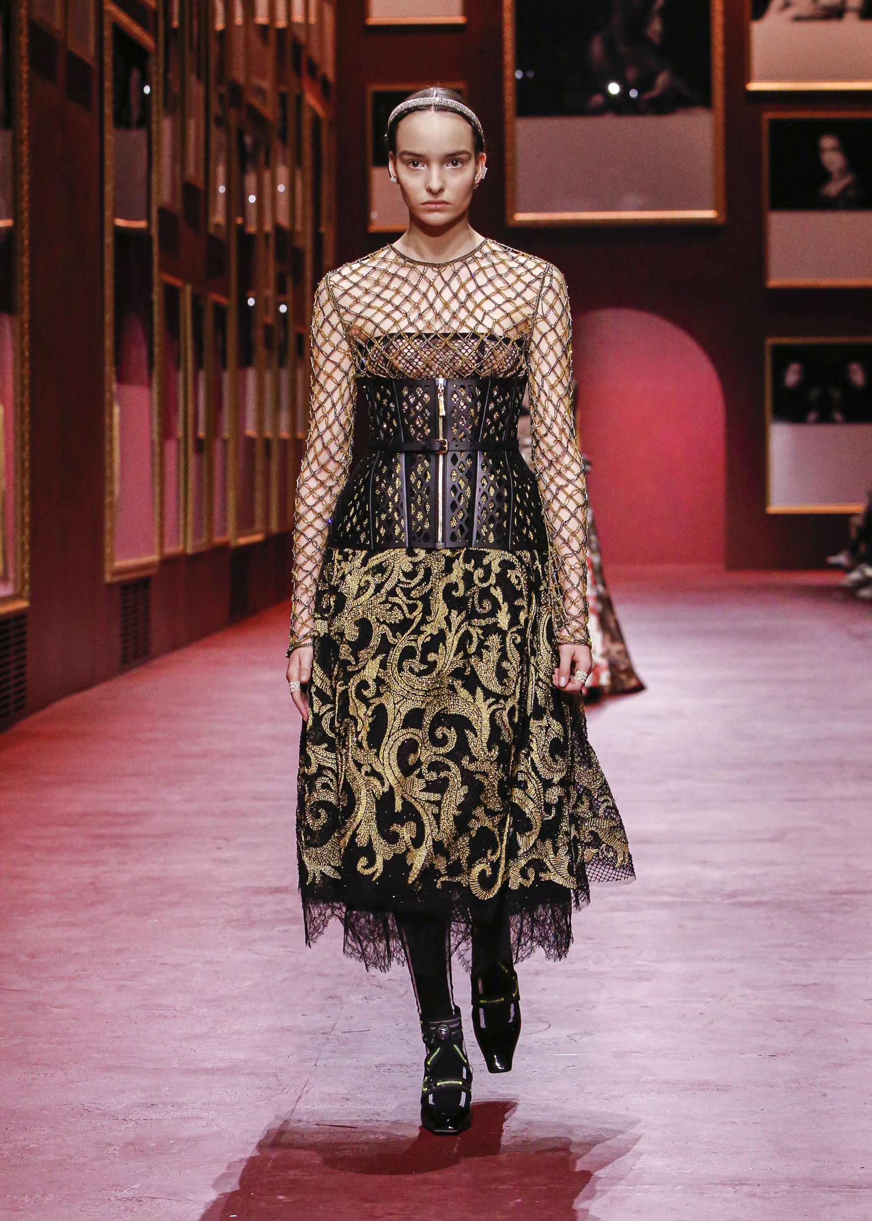 74 Dior Femme FALL WINTER 2022 23 Look 74