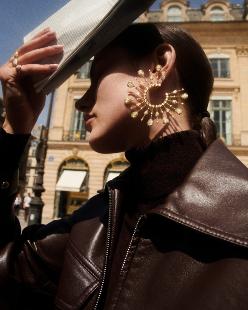 BOUCHERON Fall Winter 22 Serpent Boheme Solarite 36 XS motifs hoop earrings diamonds and yellow gold RVB