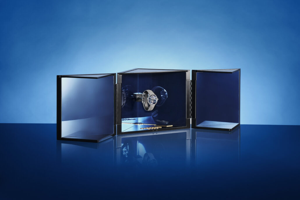 Bucherer BLUE Launch Campaign GP 2022 Mood Watch Box open
