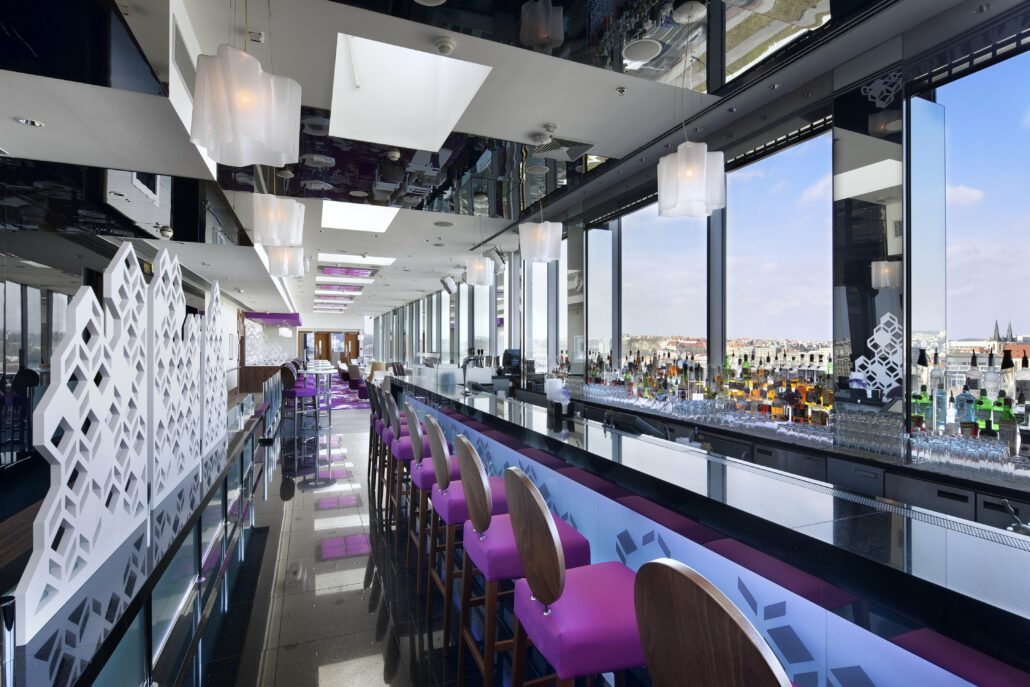 Cloud 9 Sky Bar Lounge