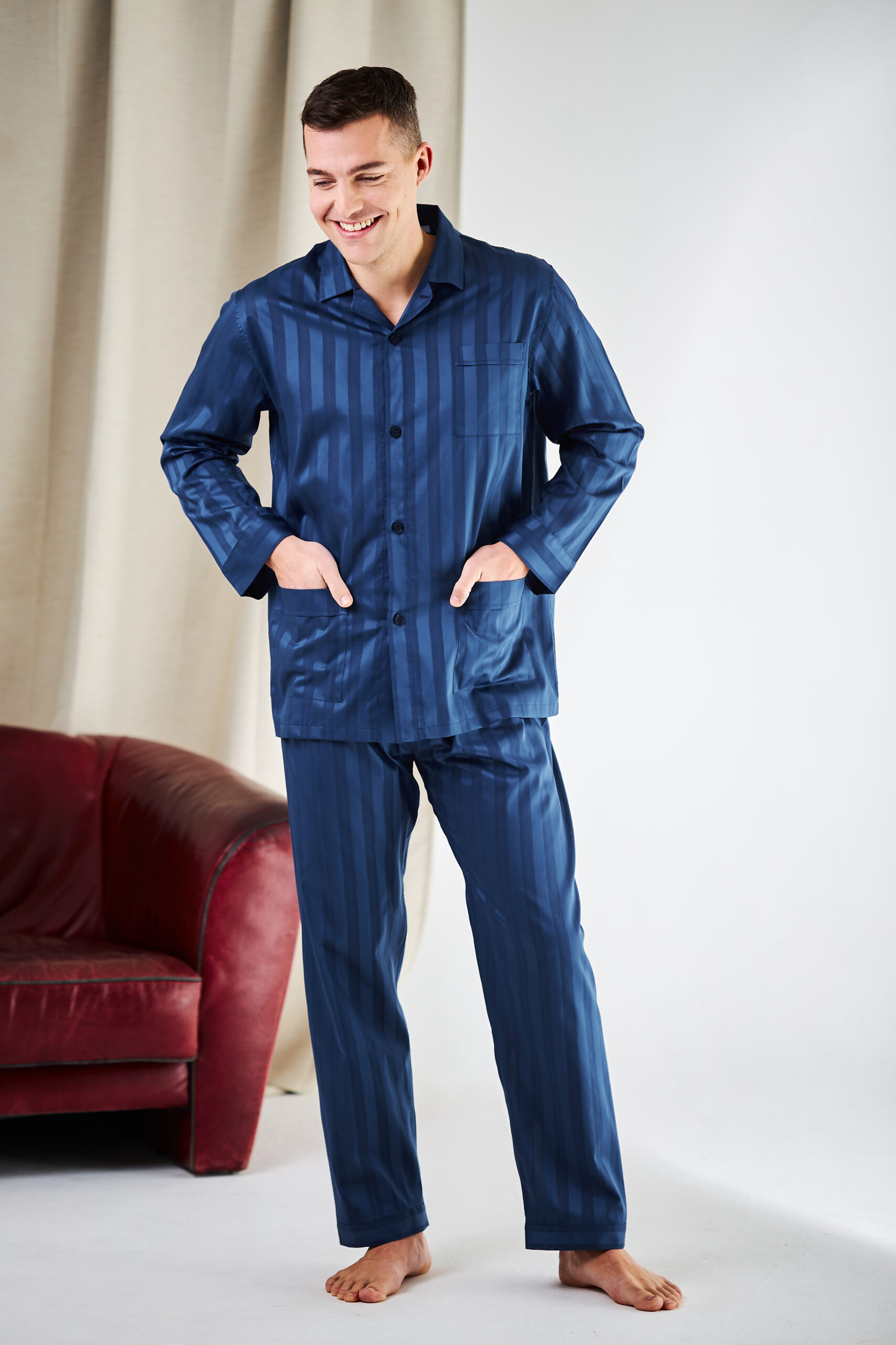 ITTNER Zimmerli Seidenpyjama alle EUR 549 c Elisabeth Lechner scaled