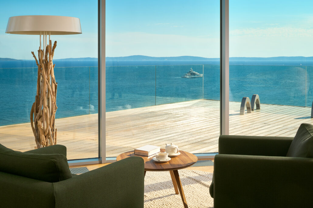 NZ60283 ivanisevicivan.com