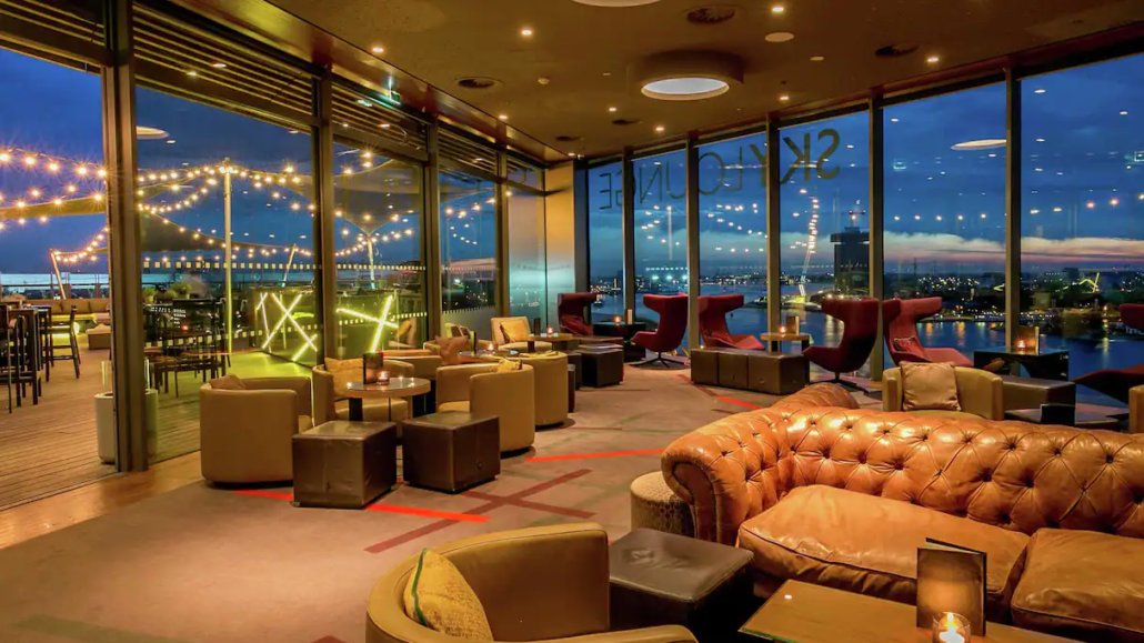 Skyline Lounge Amstedam 1