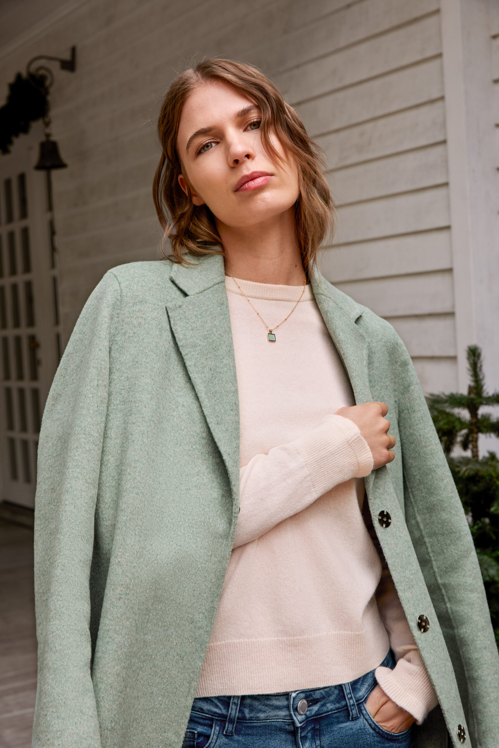 TCHIBO 126076 Kurzer Mantel mit Wolle 4 47.22 scaled