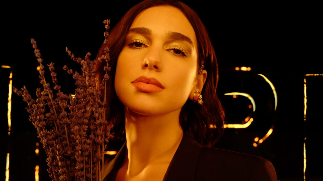 ysl libre le parfum dua lipa 31