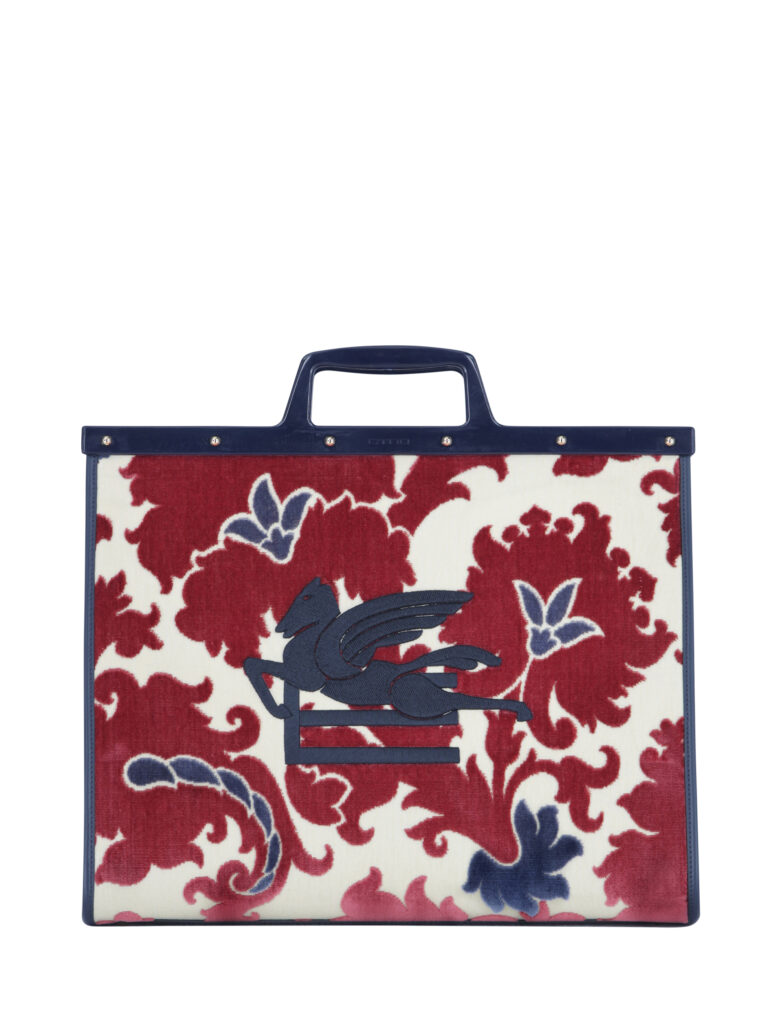 EMBARGO BIS 23.09.22 ETRO LOVETROTTER 11