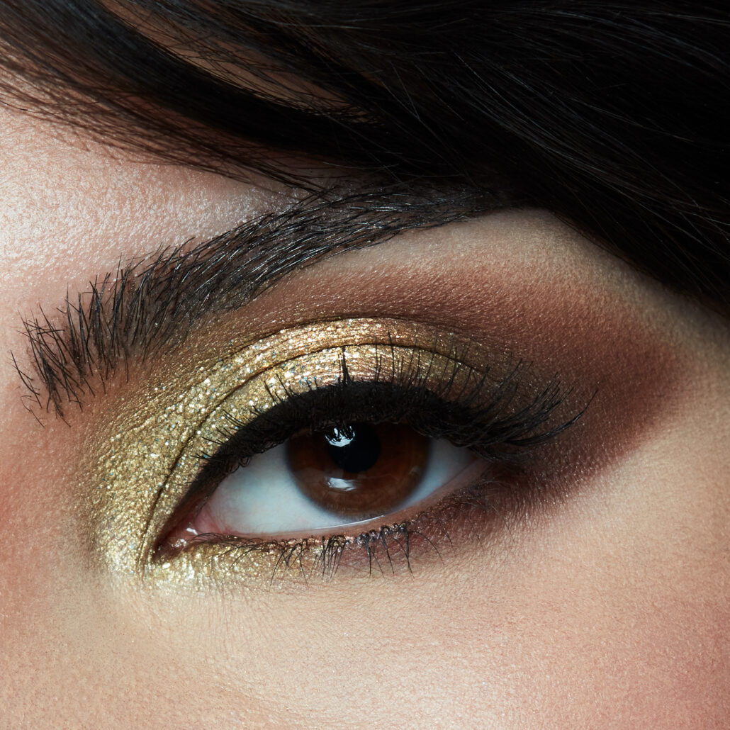 urban decay she hulk collection model pic 6