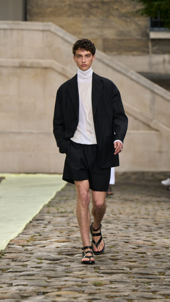 1080x1920 RUNWAY HERMES DEFILE PAPHPE23 @FILIPPOFIOR 52