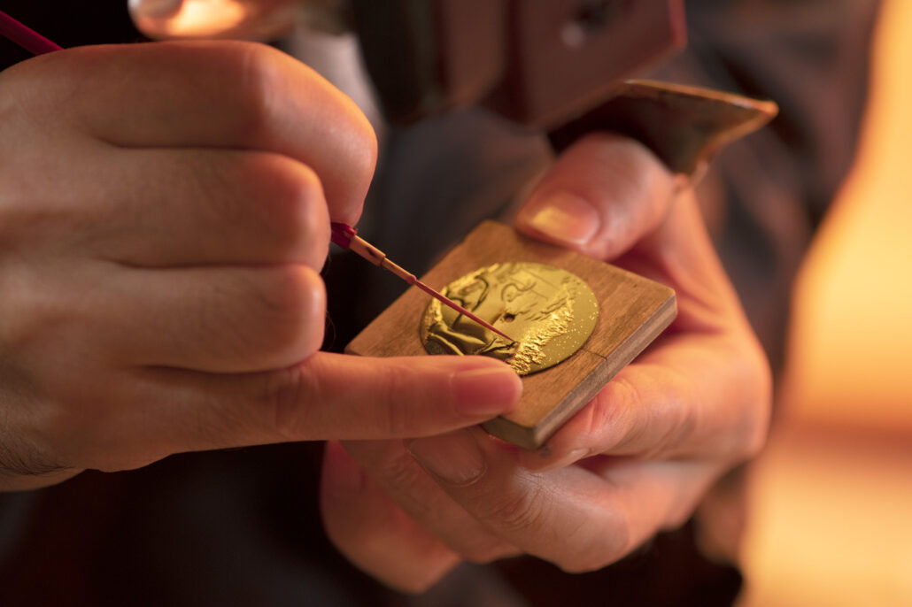 161902 5076 L.U.C XP Urushi Year of the Tiger making of 12