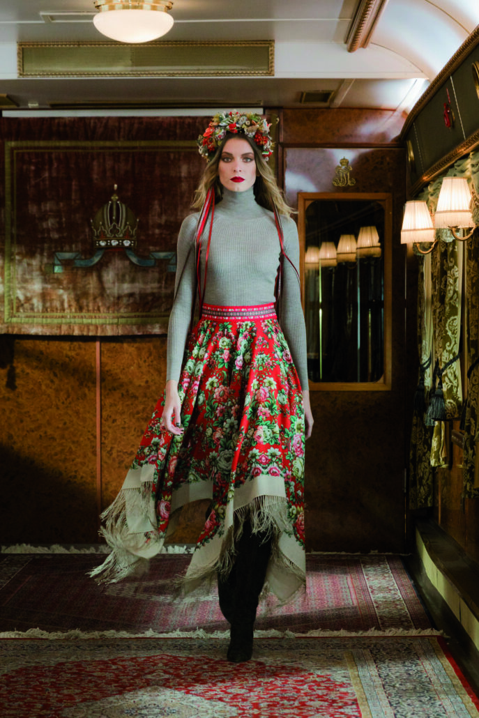 32 Wendy Turtleneck beige Matryoschka Skirt flirt AW22 23 c LippZahnschirm