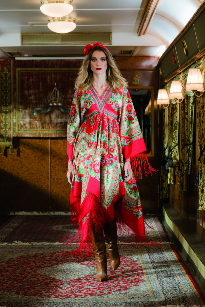 3 Pavlova Dress burning heart AW22 23 c LippZahnschirm