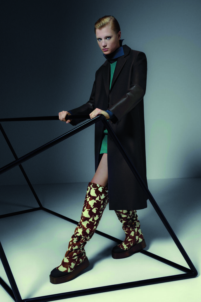 Bally AW22 Women Look 1