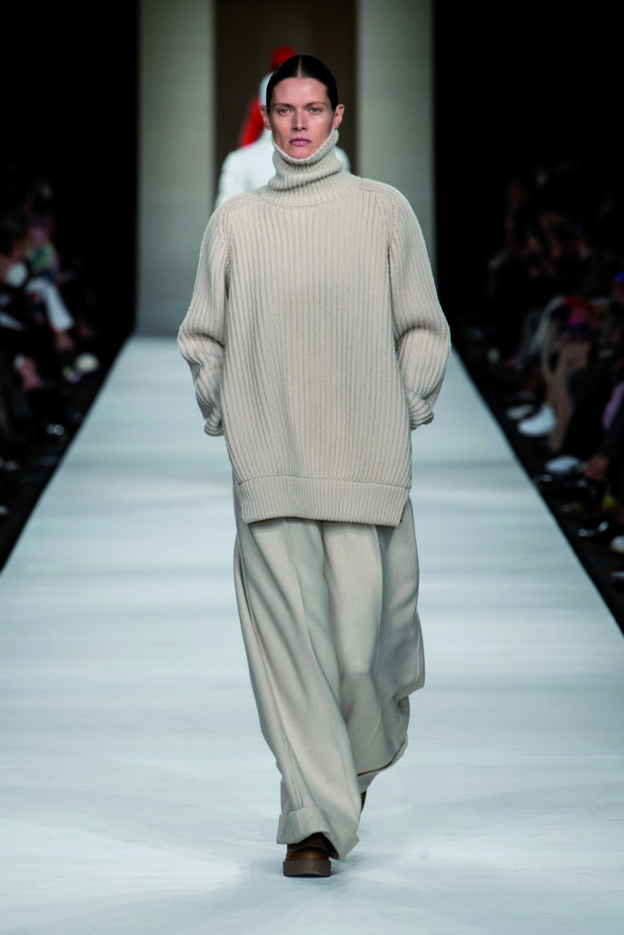 FW22 Max Mara Runway Show LOOK 34