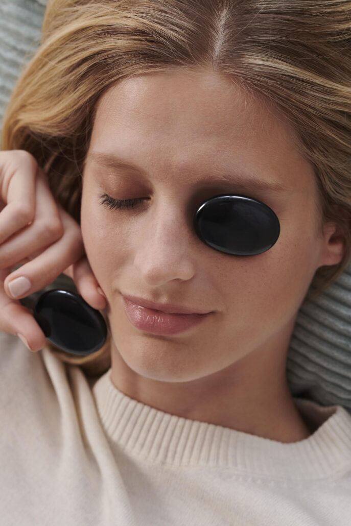 TCHIBO 125929 Augen und Meditationssteine Obsidian 1 KW.51 1