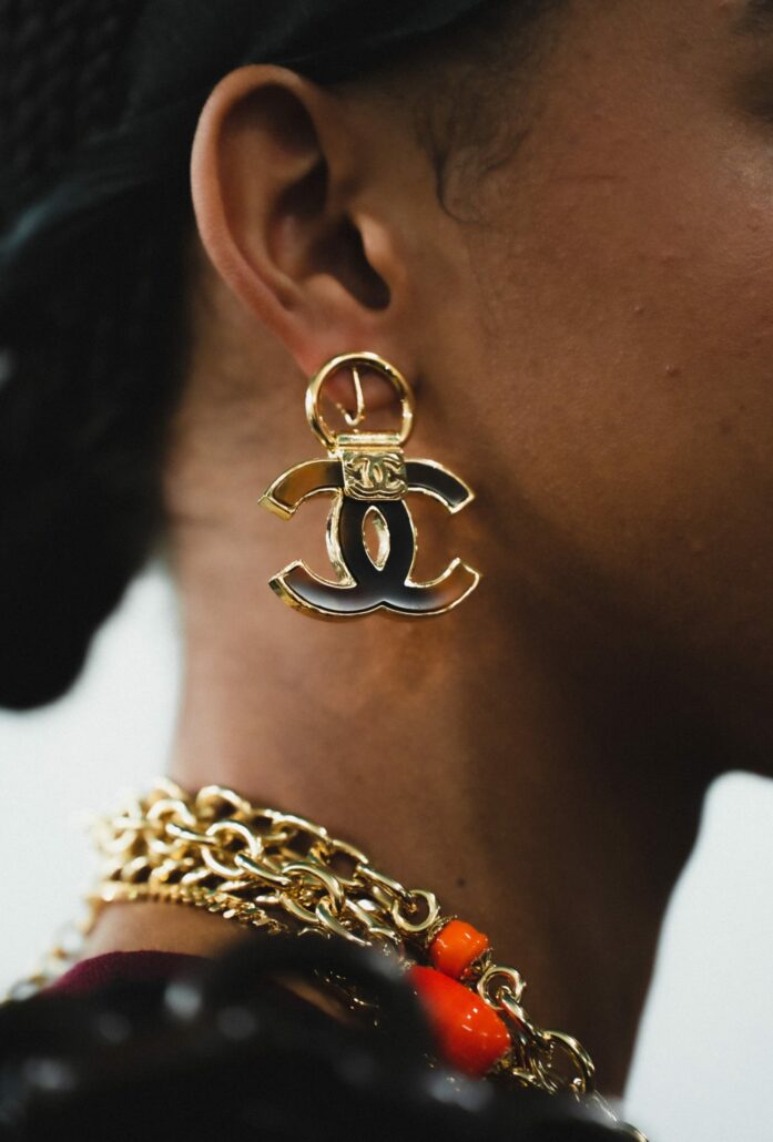 chanel 2022 23 metiers dart show details copyright chanel 3 LD