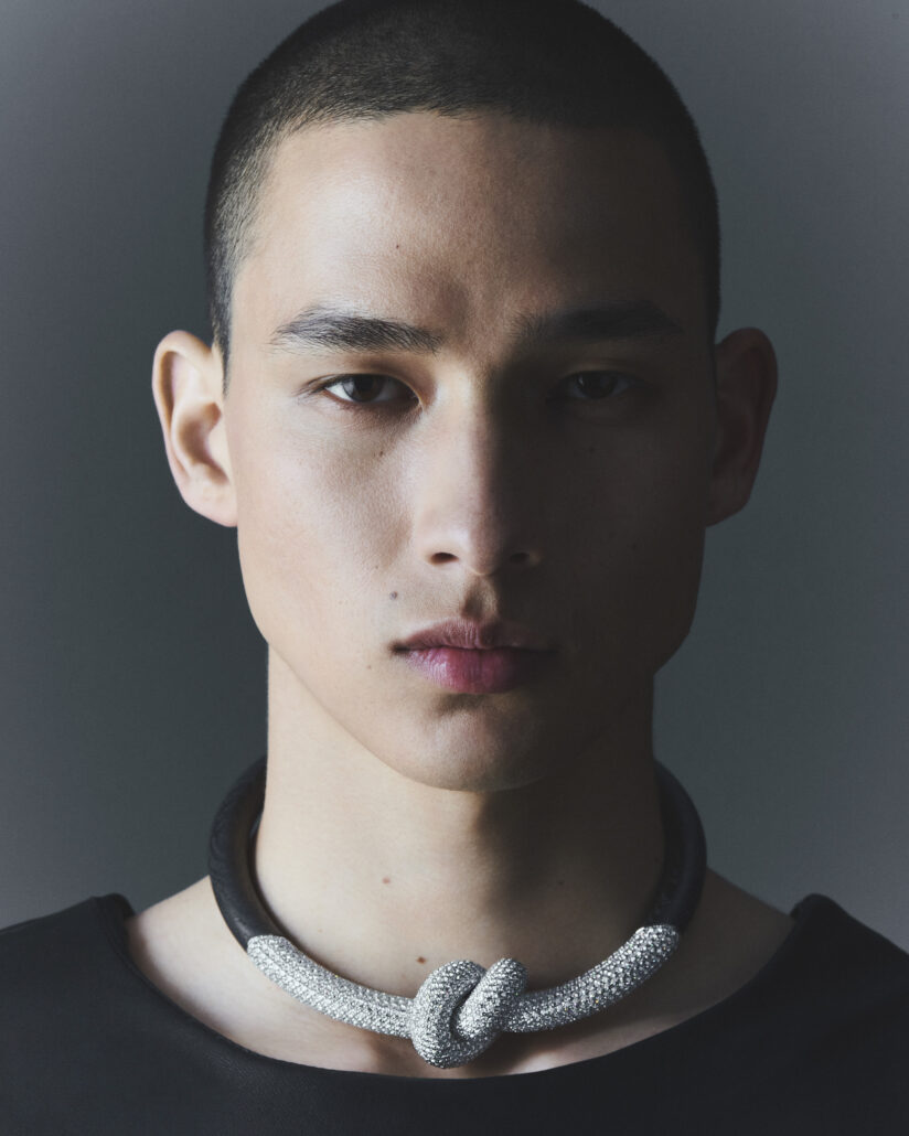 BOUCHERON Carte Blanche Ailleurs Bois Brule Diamant necklace