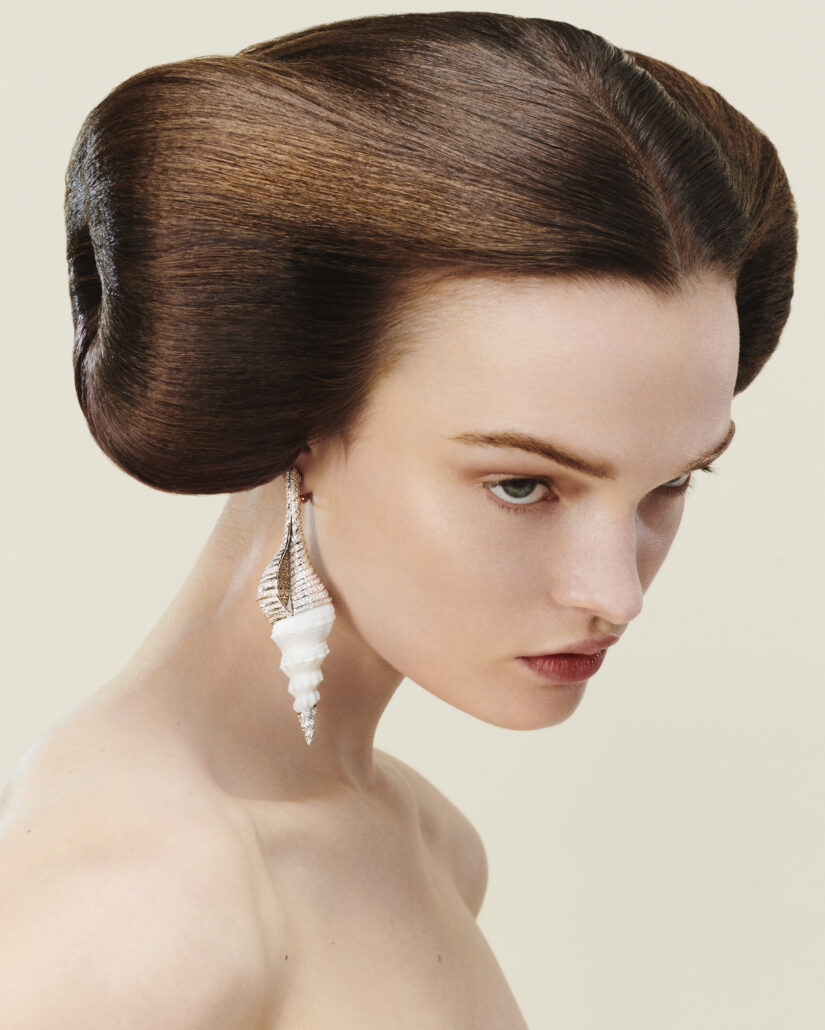 BOUCHERON Carte Blanche Ailleurs Coquillage Diamant pendant earrings