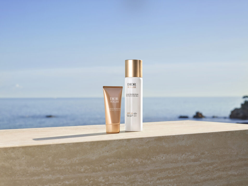 F981 SUMMER ANIMATION 23 P08C Duo SOLAR Lait gelee