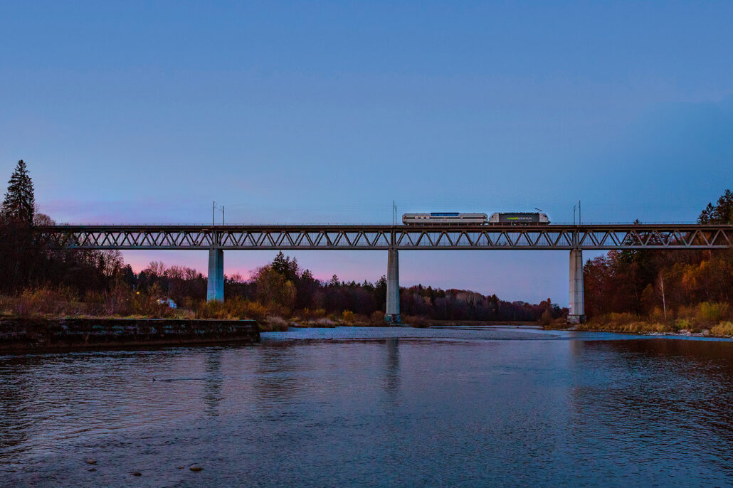 Grosshesseloher Bruecke s