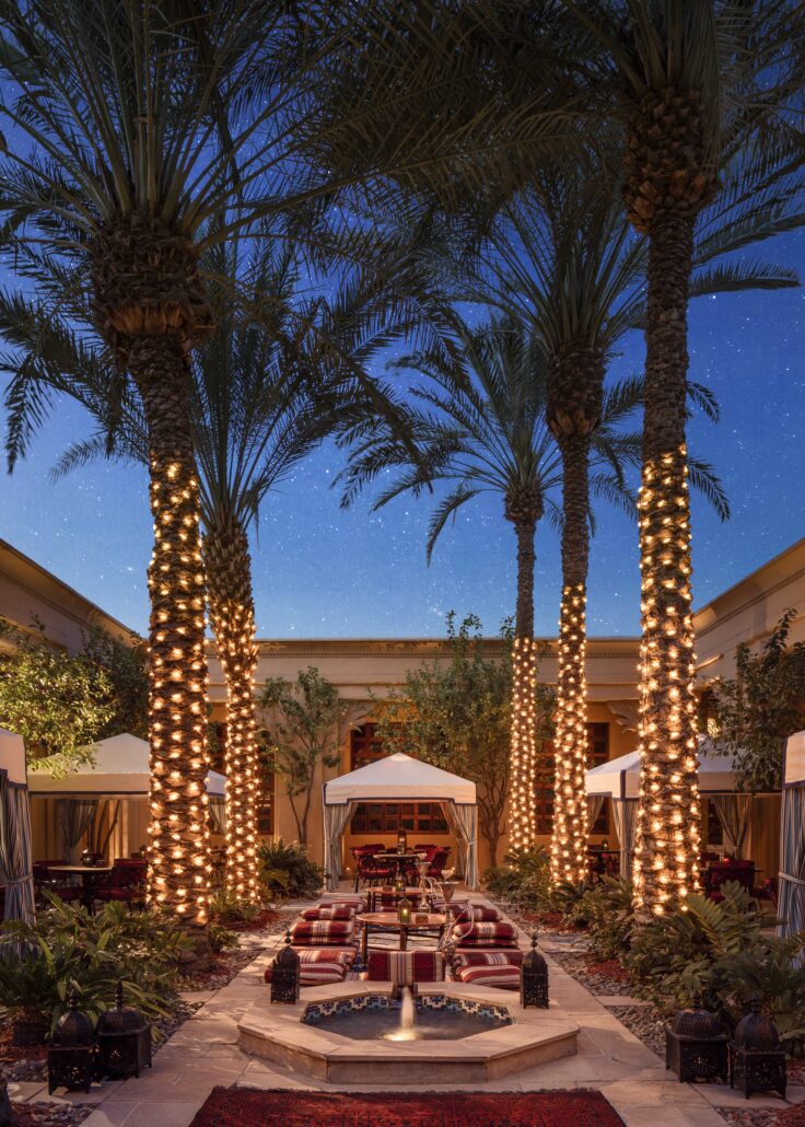 OO RoyalMirage FB PalaceCourtyard Main Twilight 2205 MASTER