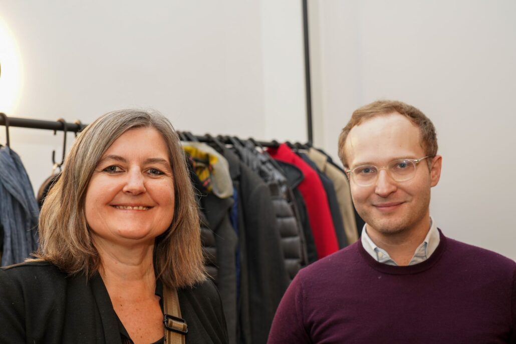 5b5737ee e01f 4aad b6d7 42df2bd8e872