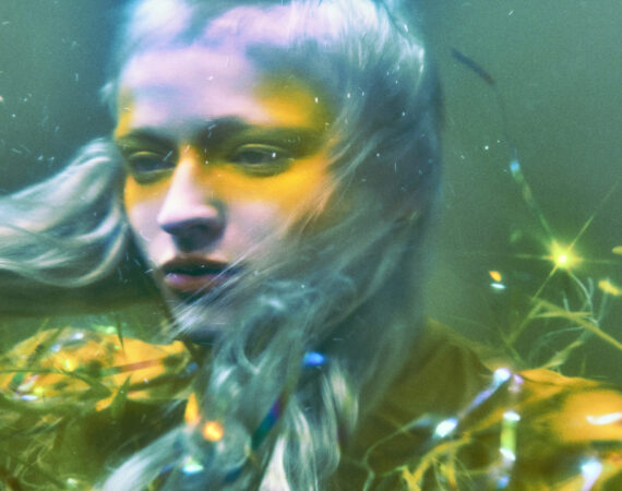 JML Cologne Intense Campaign Model Shot 17 RGB 1998 150 scaled e1675931920546