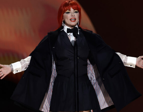 Shania Twain in Messika 65th Grammy Awards 1 e1675672611534