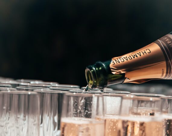 tristan gassert IRzq8sDxb7w unsplash