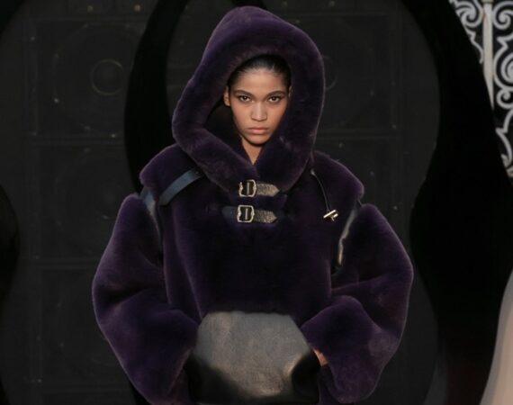 Gross BALLY 039 FW23 e1678271873295