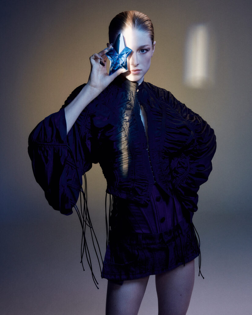 MUG PR ANGEL ELIXIR NEW HUNTER ANNOUNCEMENT RGB 300dpi 1