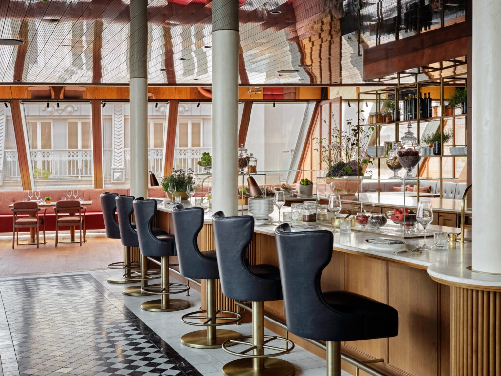 Neue Hoheit Showkitchen Area