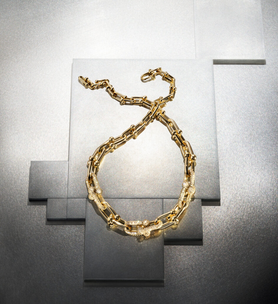 8784 02H TFN SRG HALF DIAMOND YG NECKLACE