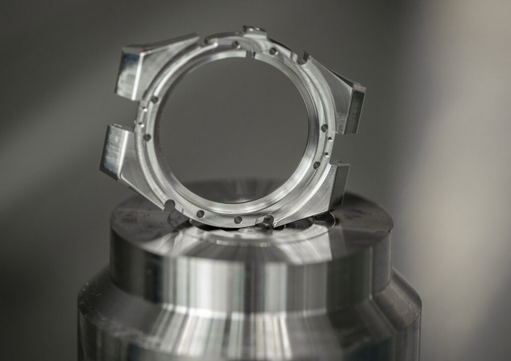 Lucent Steel™ Alpine Eagle making of 1