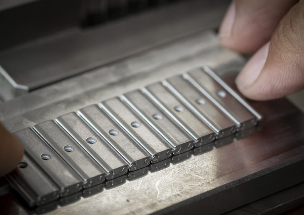 Lucent Steel™ Alpine Eagle making of 2