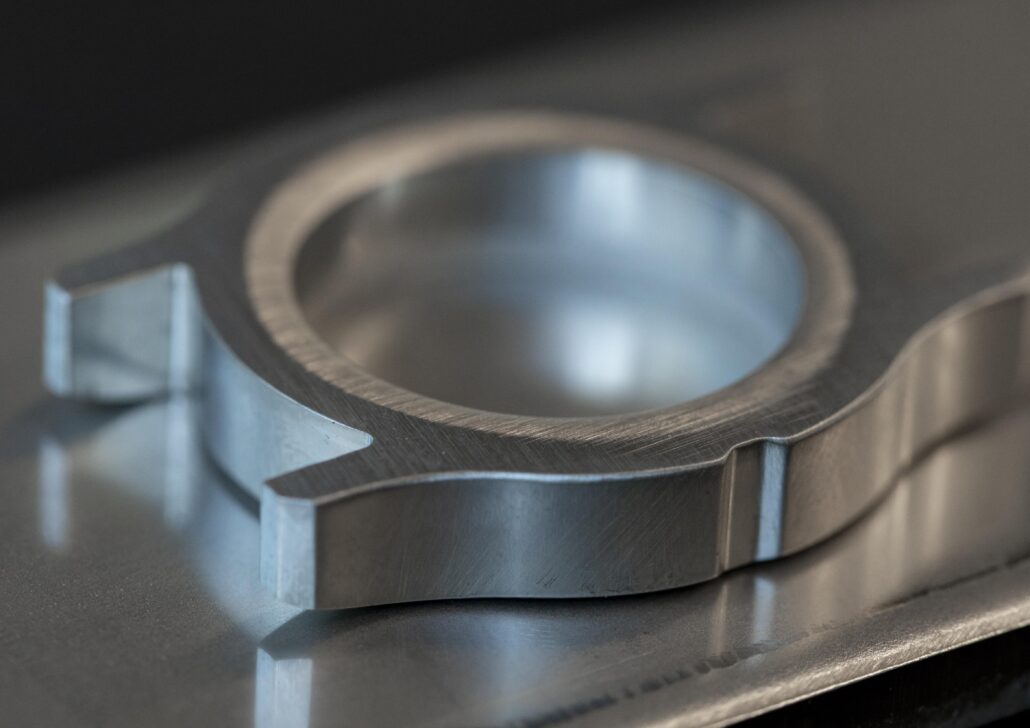 Lucent Steel™ Happy Sport making of 2