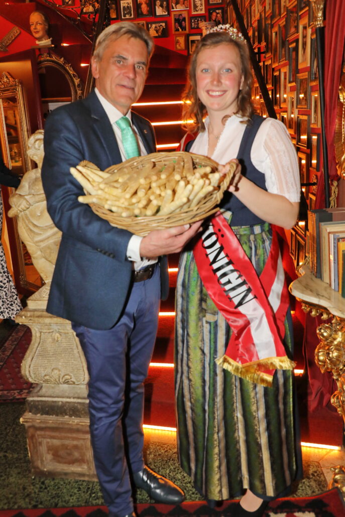 Peter Grossmann Verena I