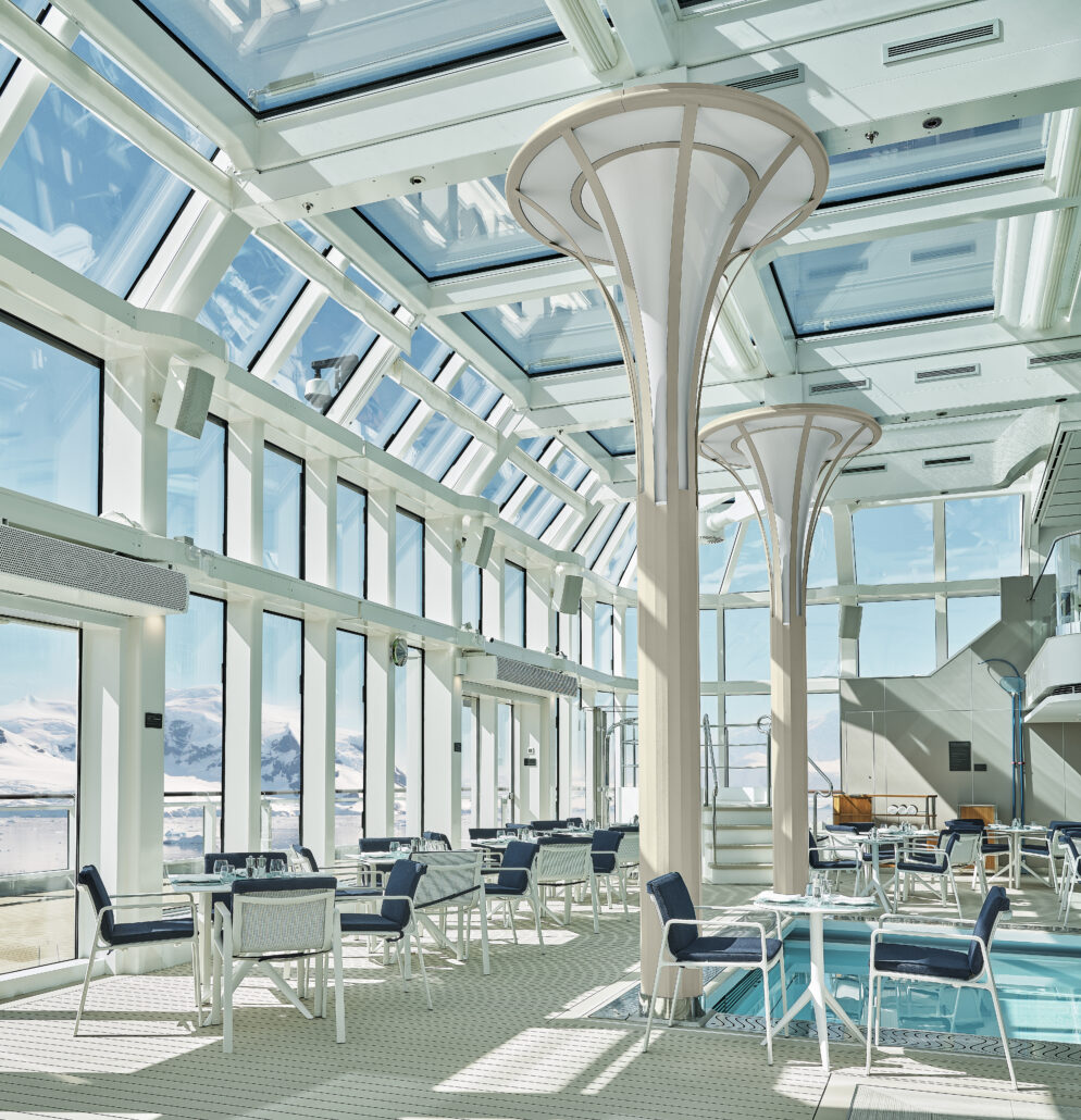 SilverEndeavour Pool Deck 0548