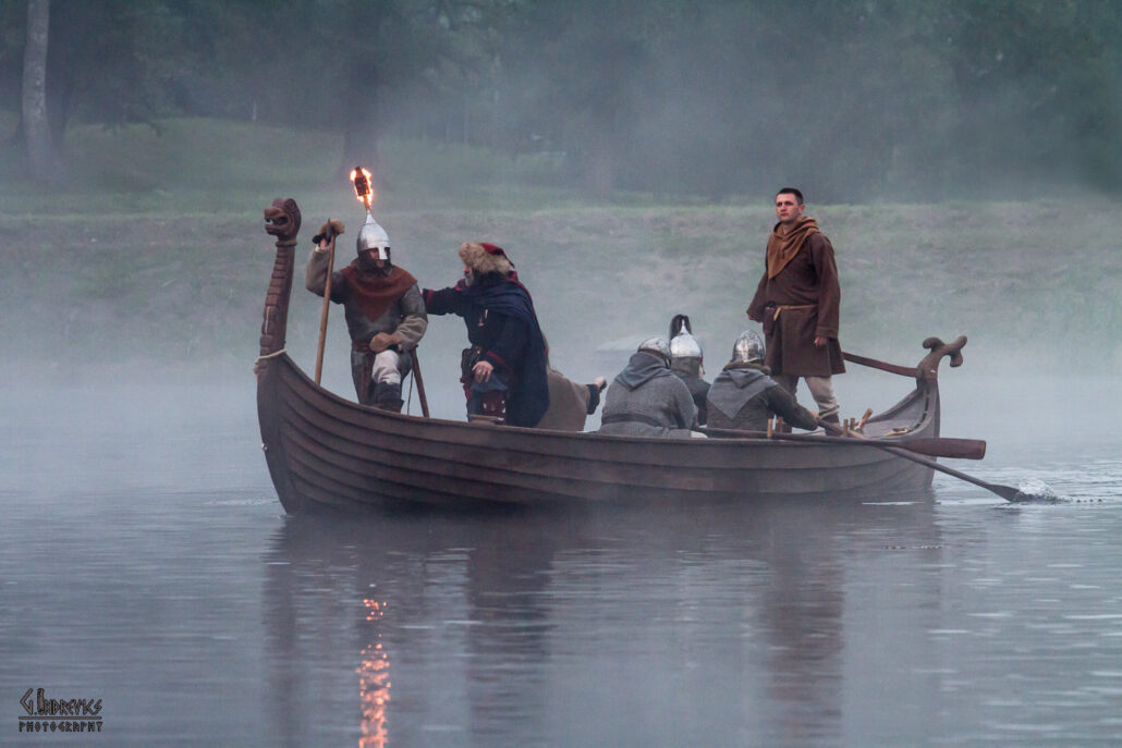 Kursu Vikingu apmetne Grobina vikingu laiva c Latvia Travel