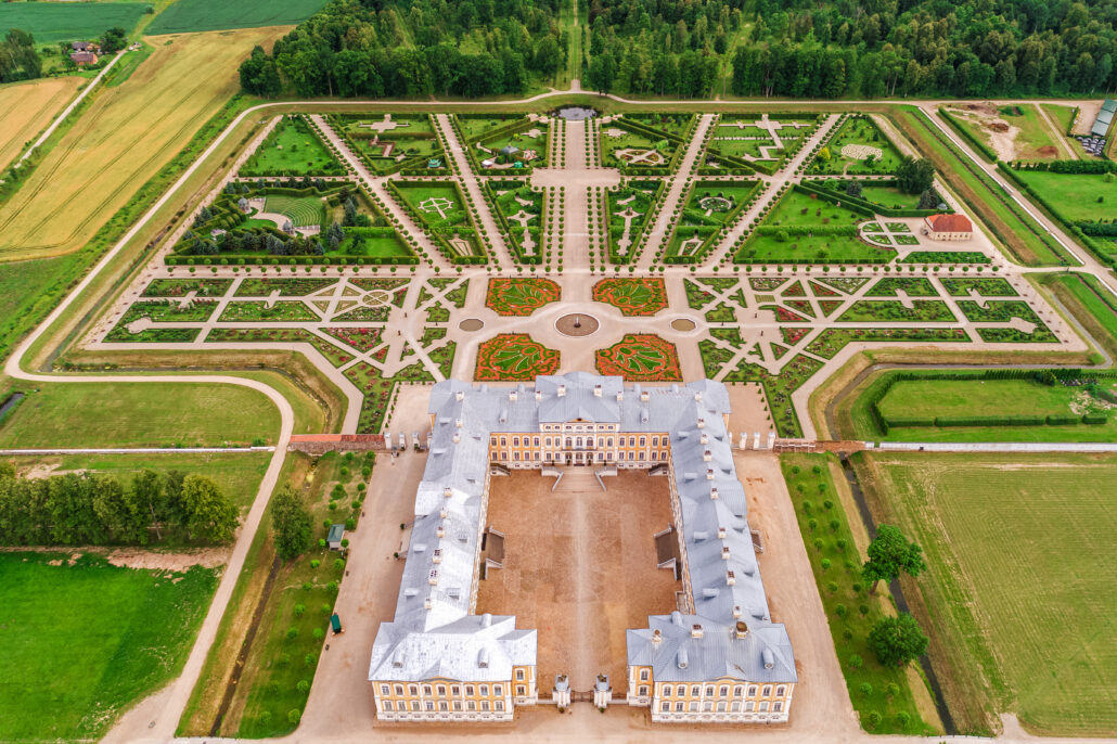 Rundales pils c Valdis Skudre