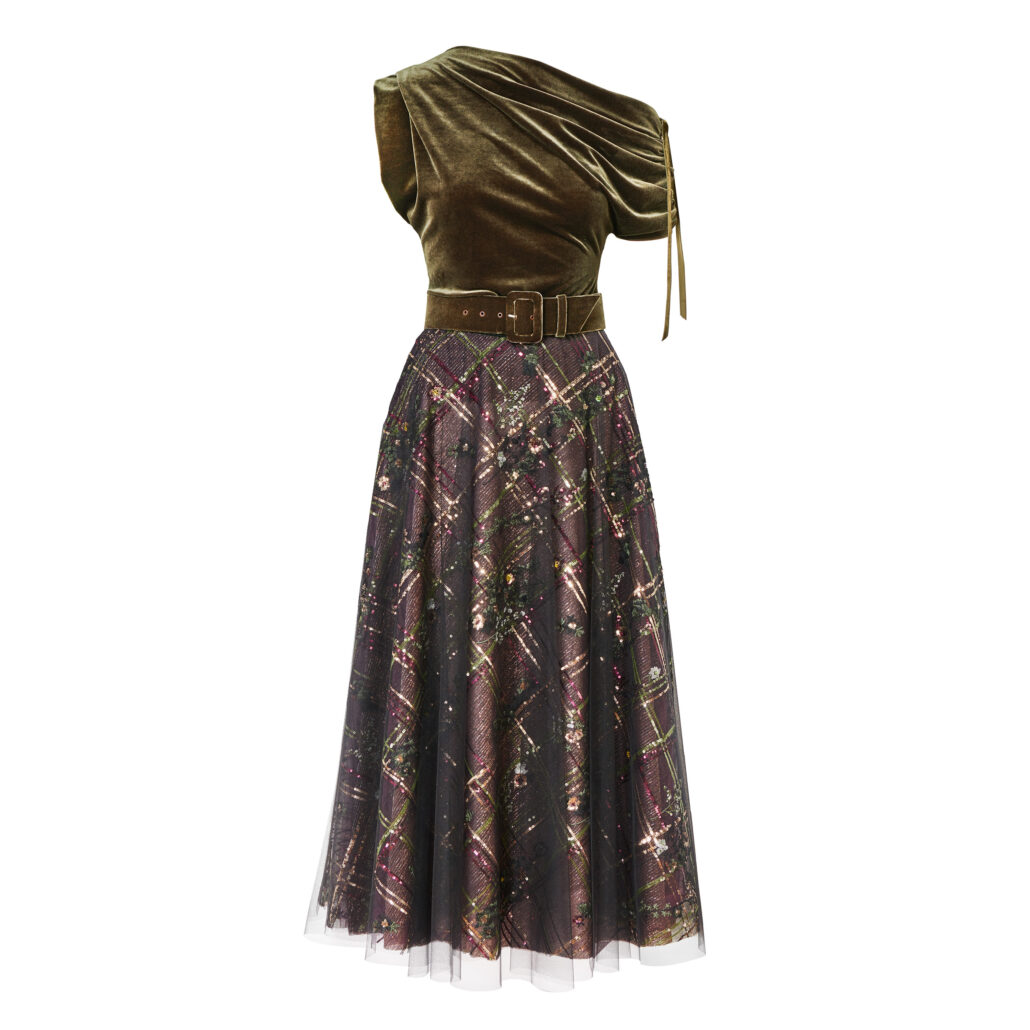 tr hamam1 at0486 01 nd20 212 234a still