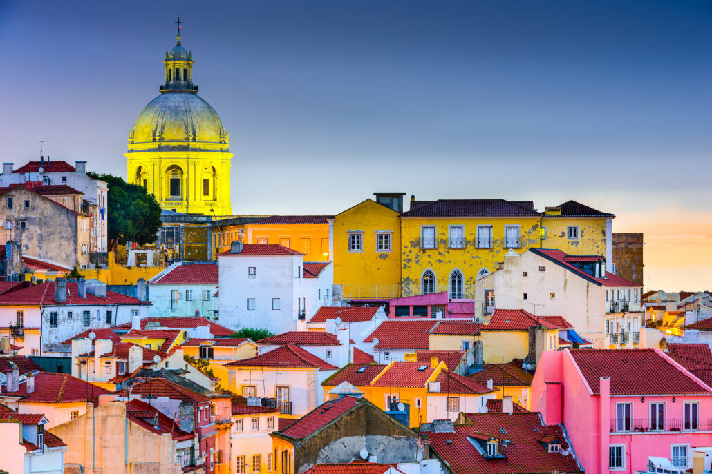 Alfama District in Lissabon c Fotolia