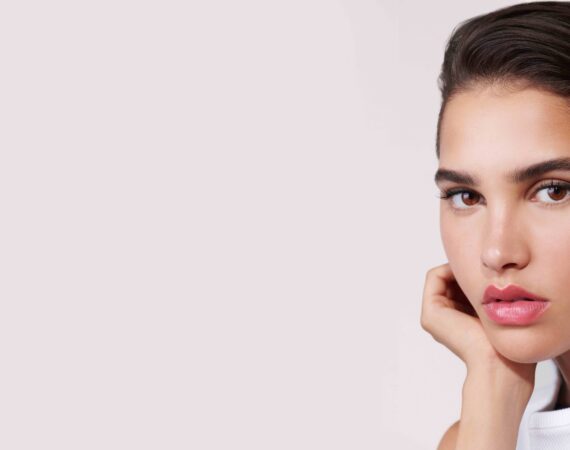 Bobbi Brown Extra Lip Tint Beauty Shot 02